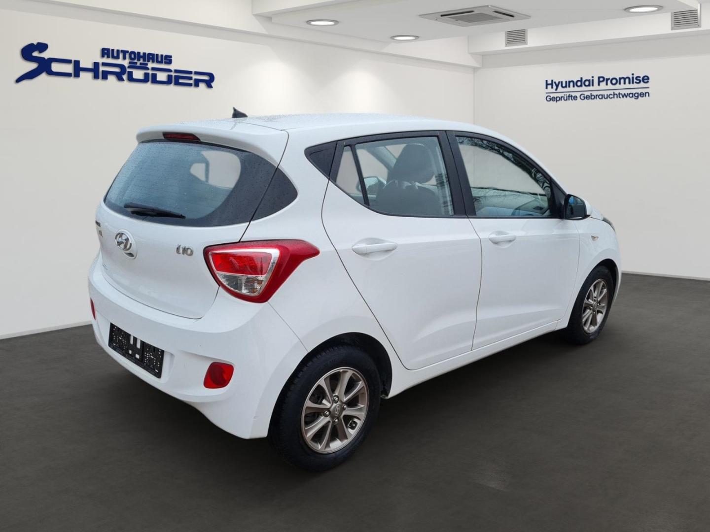 Hyundai i10 YES! 1.0 CLASSIC SILBER-P+ALLWETTER+KLIMA+SH