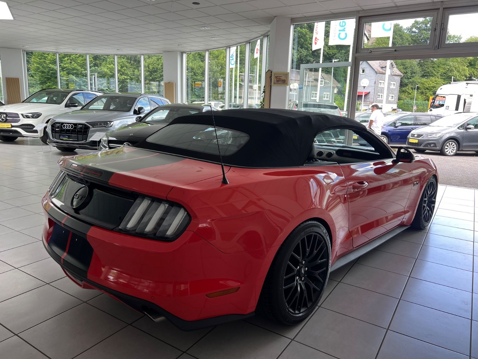 Fahrzeugabbildung Ford Mustang GT 5.0 Convertible ASCH KOMPRESSOR