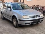 Volkswagen Golf 1.4 Ocean Tüv/Service Neu Klima 1.Hd AHK  - Volkswagen Golf aus 2004: Kombi