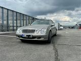 Mercedes-Benz E 240  ELEGANCE Elegance - Mercedes-Benz E 240 aus 2003