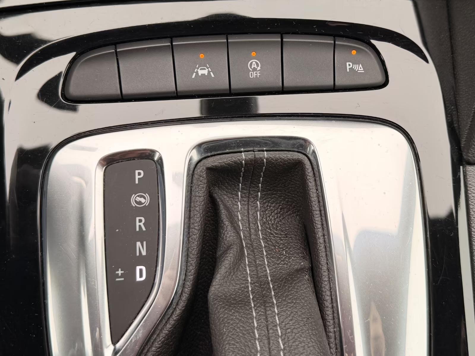 Opel Insignia B Sports Tourer*NAVI*LED-MATRIX*1HD*PDC