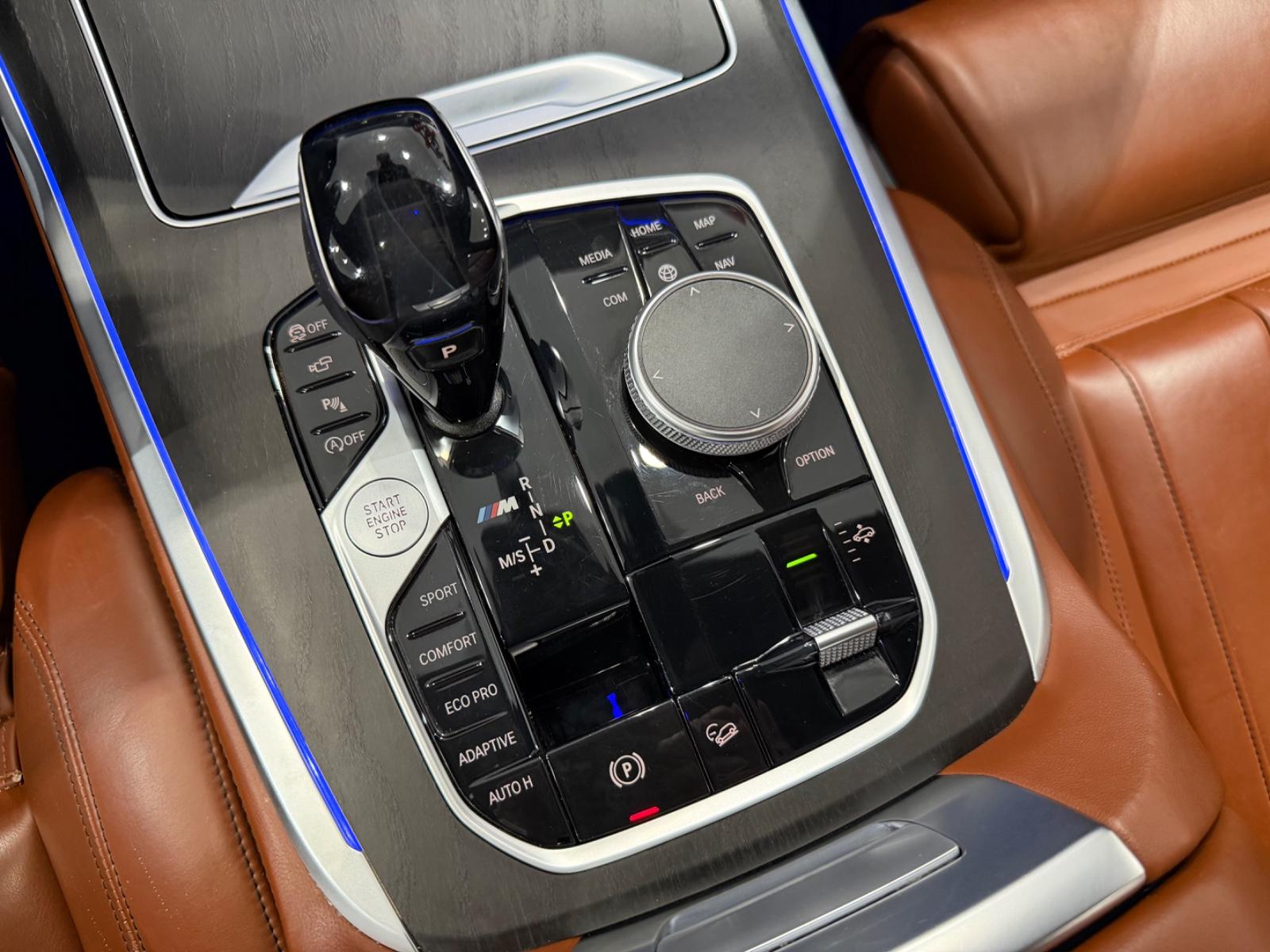 BMW X7 M50 d xDrive 6-SITZER PANO+TV+LUFT+LASER+HUD
