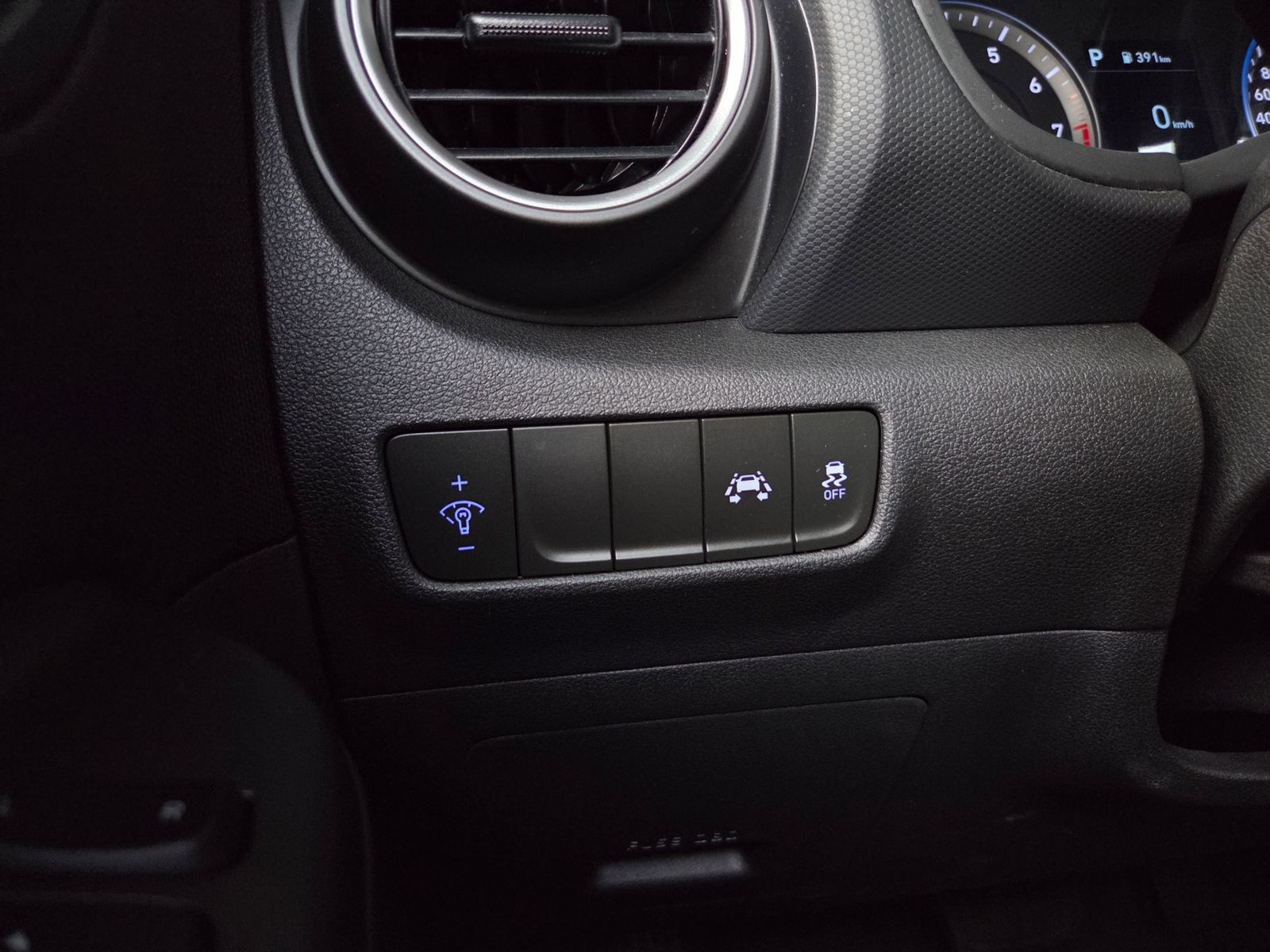 Fahrzeugabbildung Hyundai KONA Trend 1.6 T-GDI 2WD NAVI SHZ LKHZ RFK