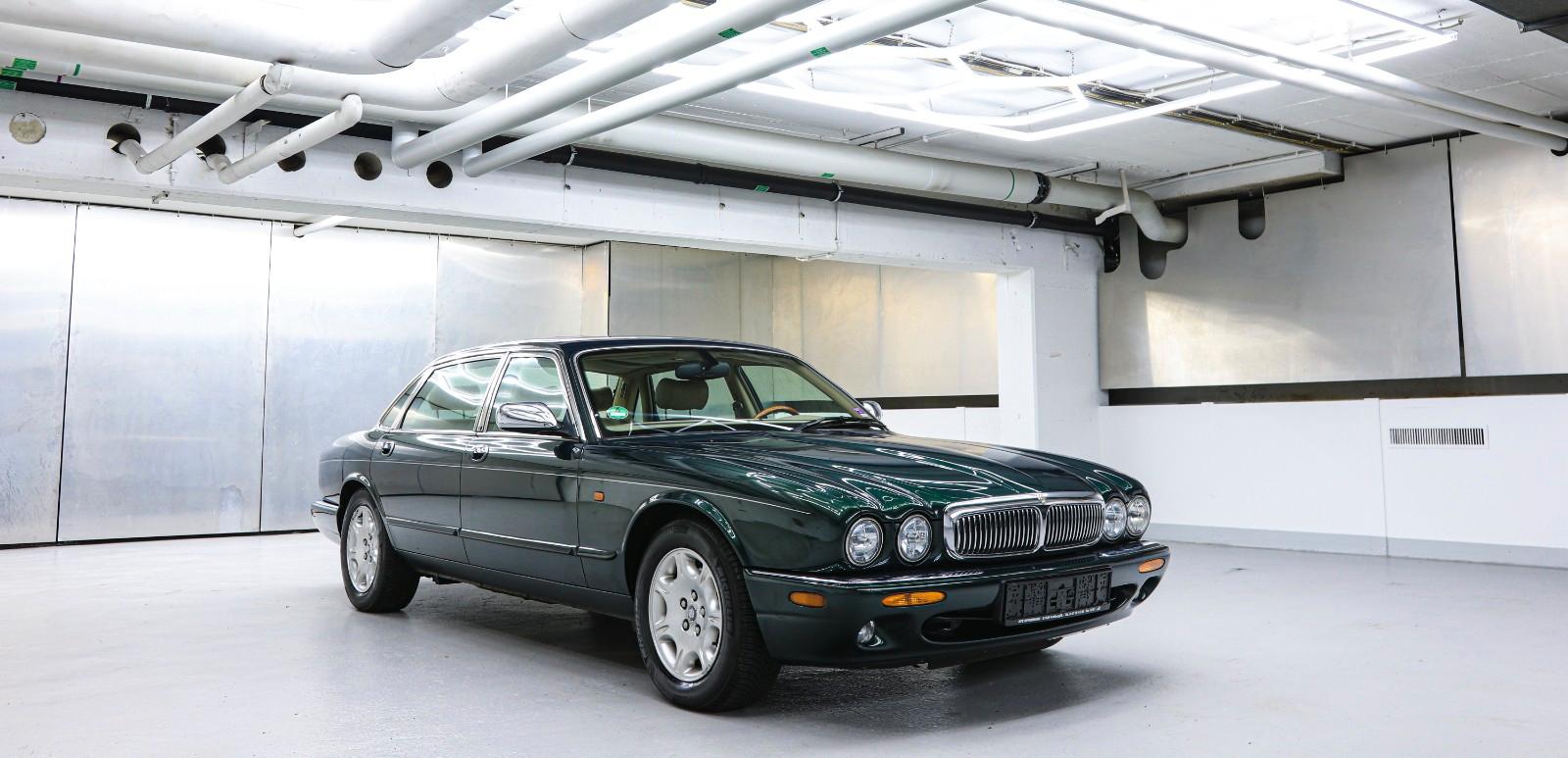 Jaguar XJ8 Sovereign 4.0 Langversion 2.Hand 71.000 KM