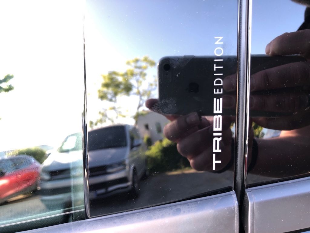 Fahrzeugabbildung CUPRA Terramar 1.5 e-Hybrid DSG Tribe Edition Sondermo