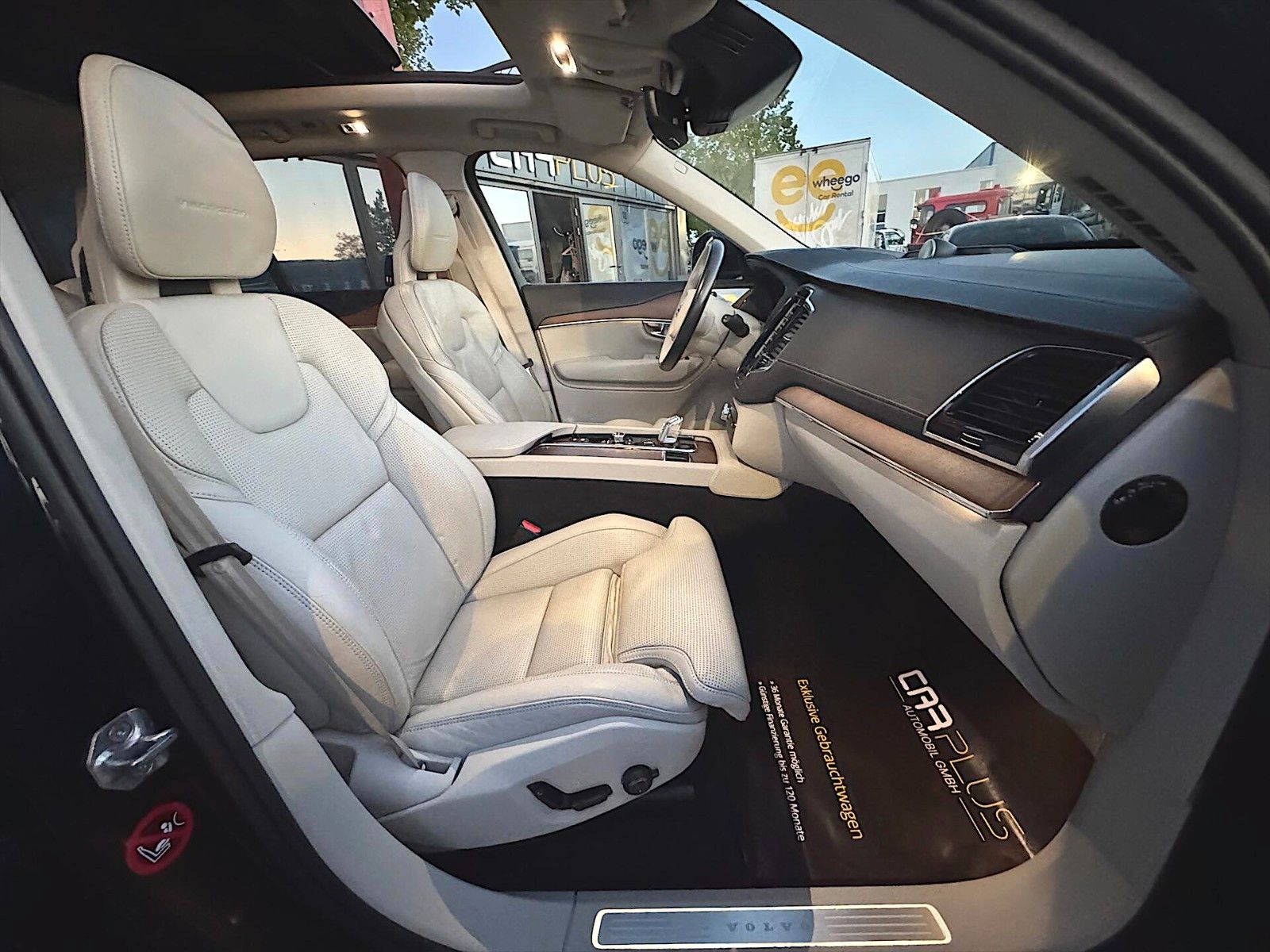 Fahrzeugabbildung Volvo XC90 Inscription T8 Plug-In Hybrid AWD *Pano*LED