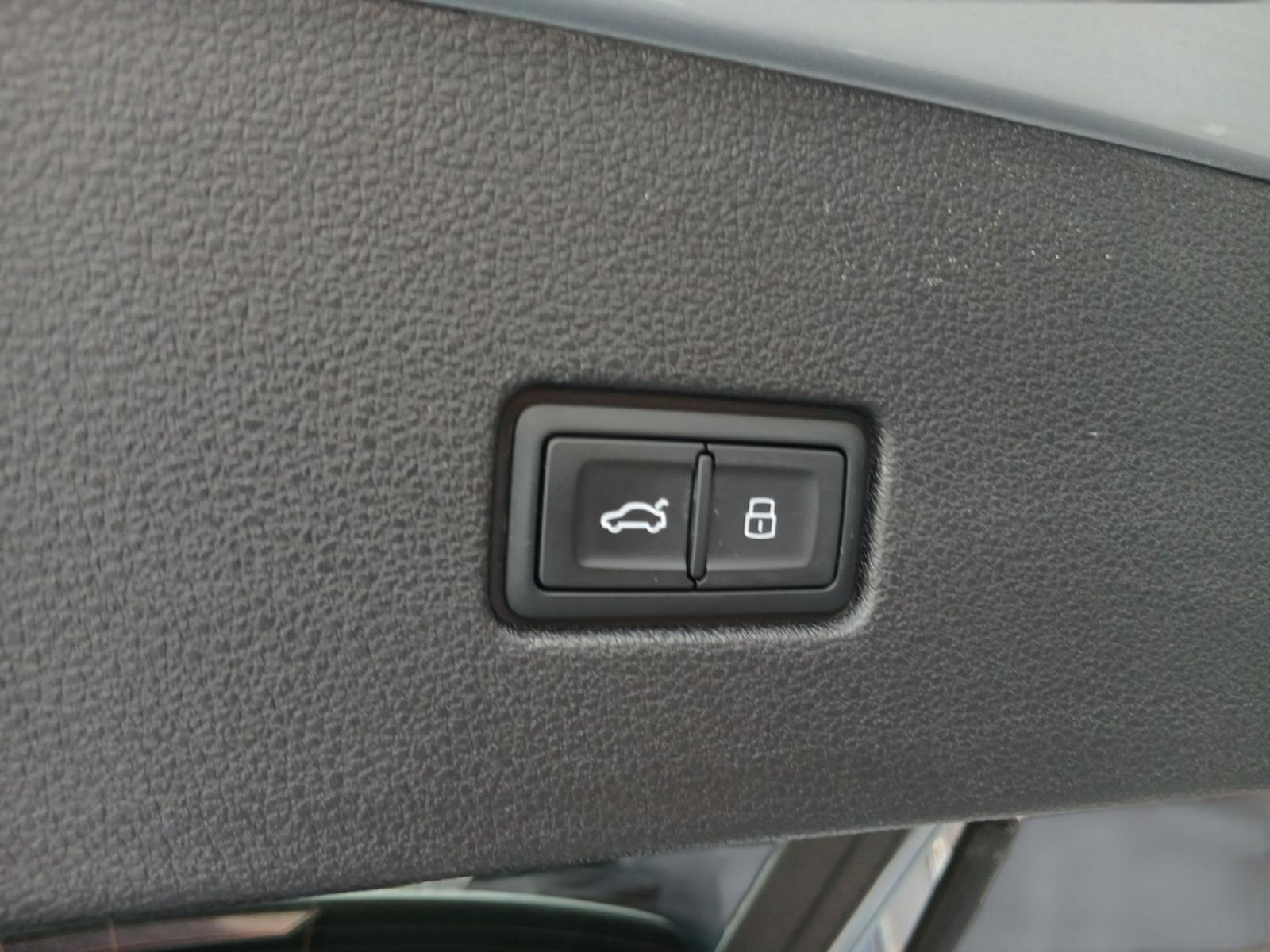 Audi Q8 TDI qu. tiptronic *MATRIX*PANO*HuD*AHK*360°* foto 24