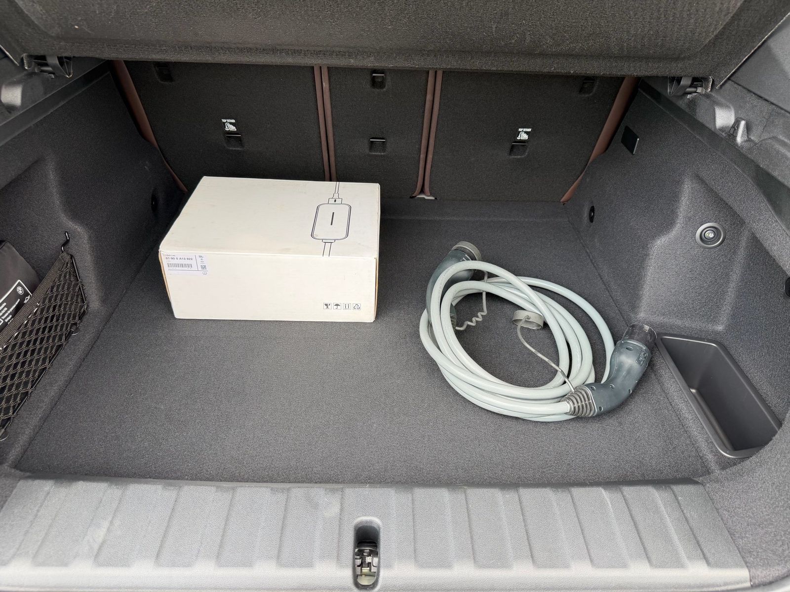 BMW iX2 - Bild 14