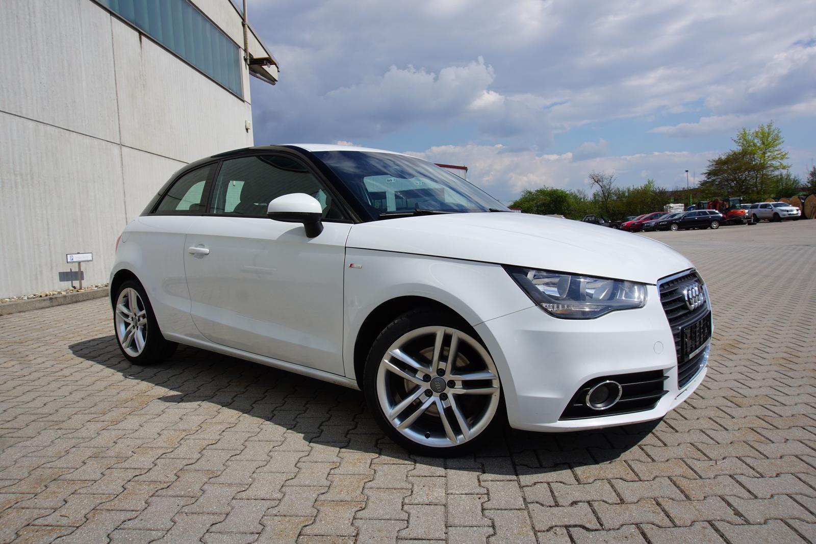 Audi A1 1.4TFSI Navi SHZ PDC Tempomat Sline