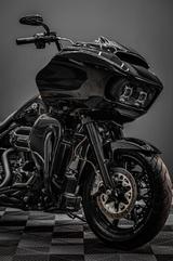 Harley-Davidson Road Glide - HARLEY-DAVIDSON ROAD GLIDE