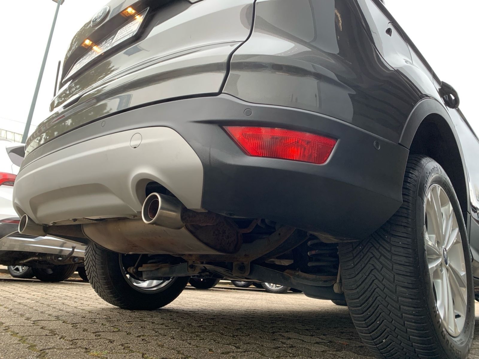 Fahrzeugabbildung Ford Kuga 1.5 EcoBoost Titanium 4x2 Start/Stopp 1Hd