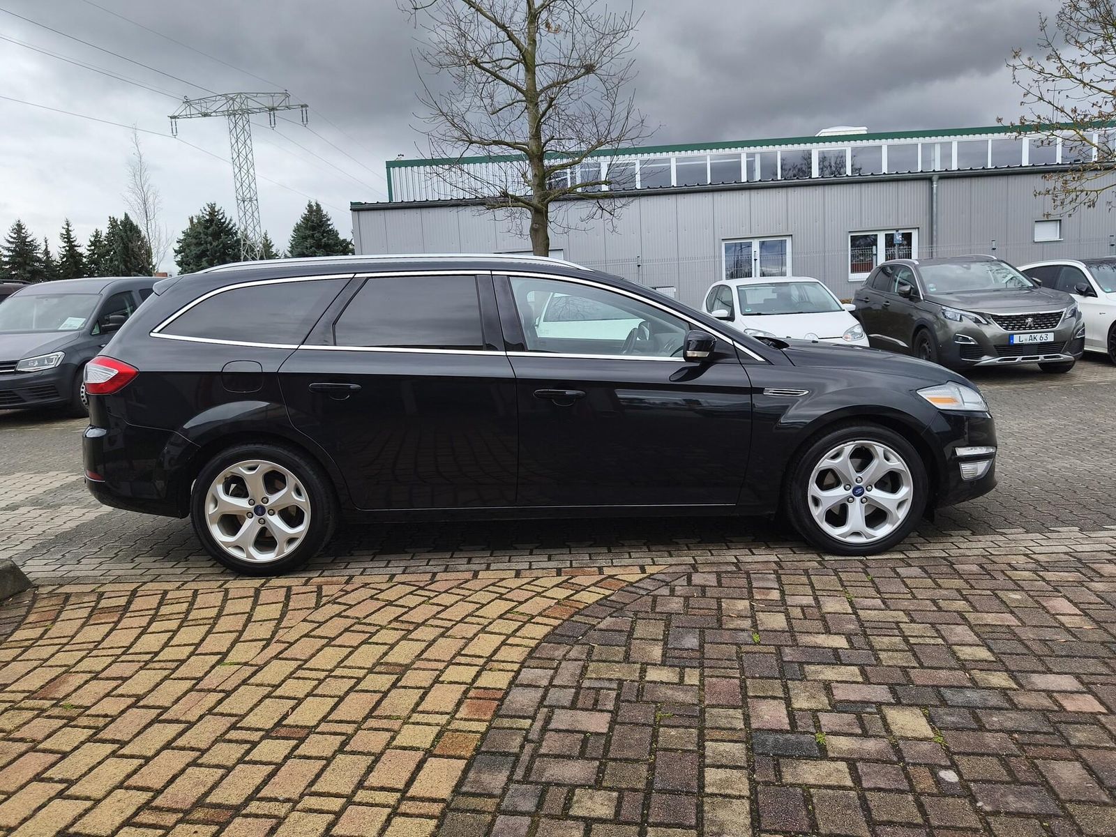 Fahrzeugabbildung Ford Mondeo Turnier 2.0 TDCi Titanium X/StandHz/Ahk