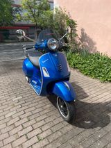 Vespa 300 GTS + Helm  - Angebote entsprechen deinen Suchkriterien