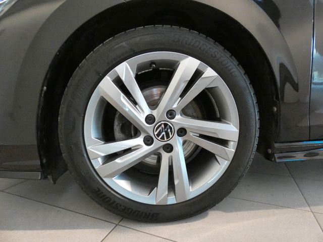 Golf 1.5 TSI R-Line AHK ACC SHZ APP CONNECT LED