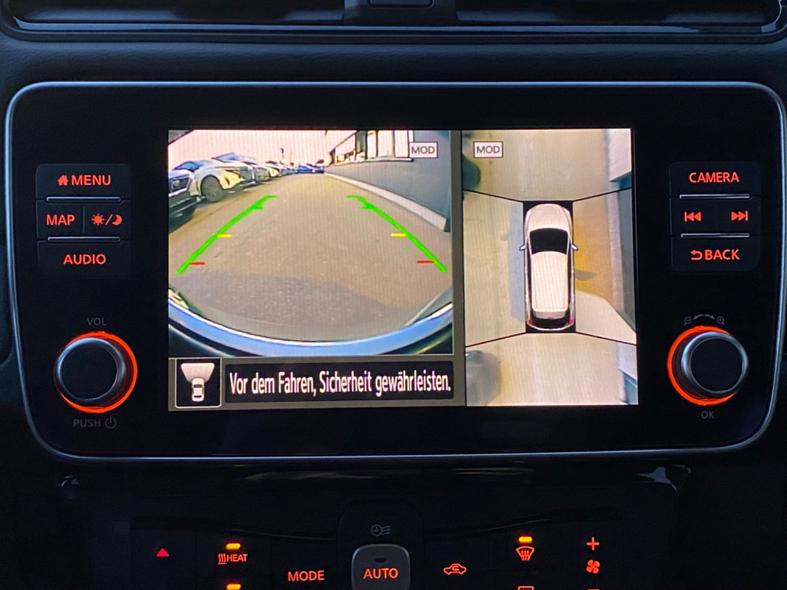 Fahrzeugabbildung Nissan Leaf N-Connecta - 360°Kamera, Klimaautom.;SOH97%