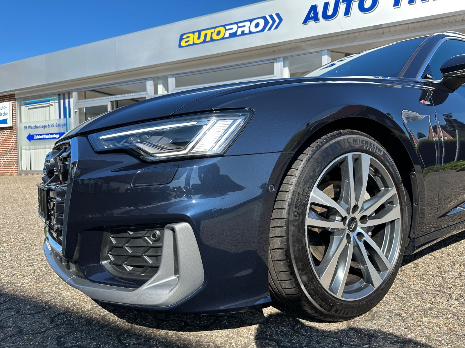 Fahrzeugabbildung Audi A6 Avant 40 TDI S line S Tronic ACC/Matrix/Navi