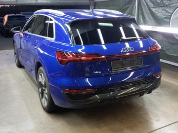 Audi Q8 e-tron - 8