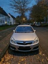 Opel opel vectra 1.9 disel automatisch 2006 - Opel Vectra aus 2006: 1.9
