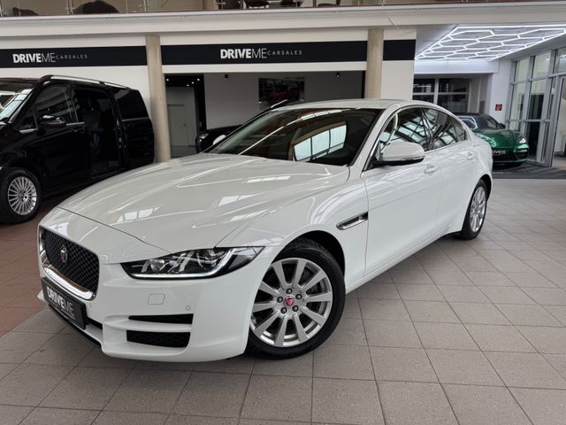 Jaguar XE 2.0d Pure Automatik Kamera BI-Xenon Meridian