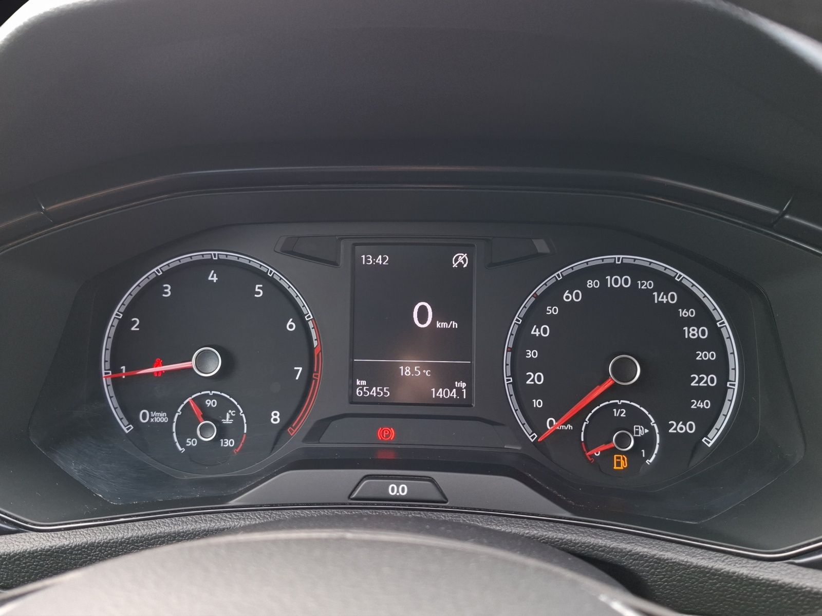 Fahrzeugabbildung Volkswagen T-Roc TSI CarPlay Klima GRA PDC SH LM