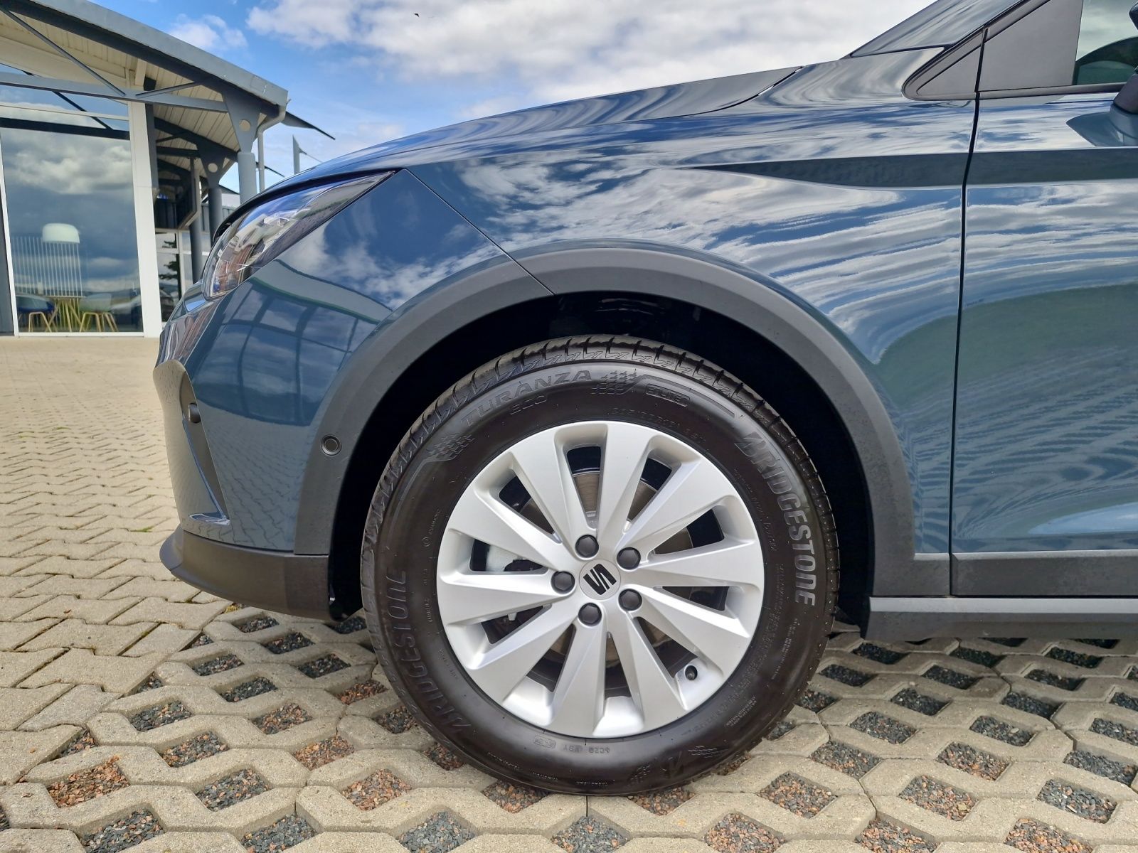 Fahrzeugabbildung SEAT Arona Road Edition 1.0 TSI DSG AHZ KLIMA