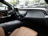 Mercedes-Benz E 200 d AMG-Sport/DIGITAL/Pano/Night/AHK/Distr - Mercedes-Benz E 200 mit Diesel-Antrieb