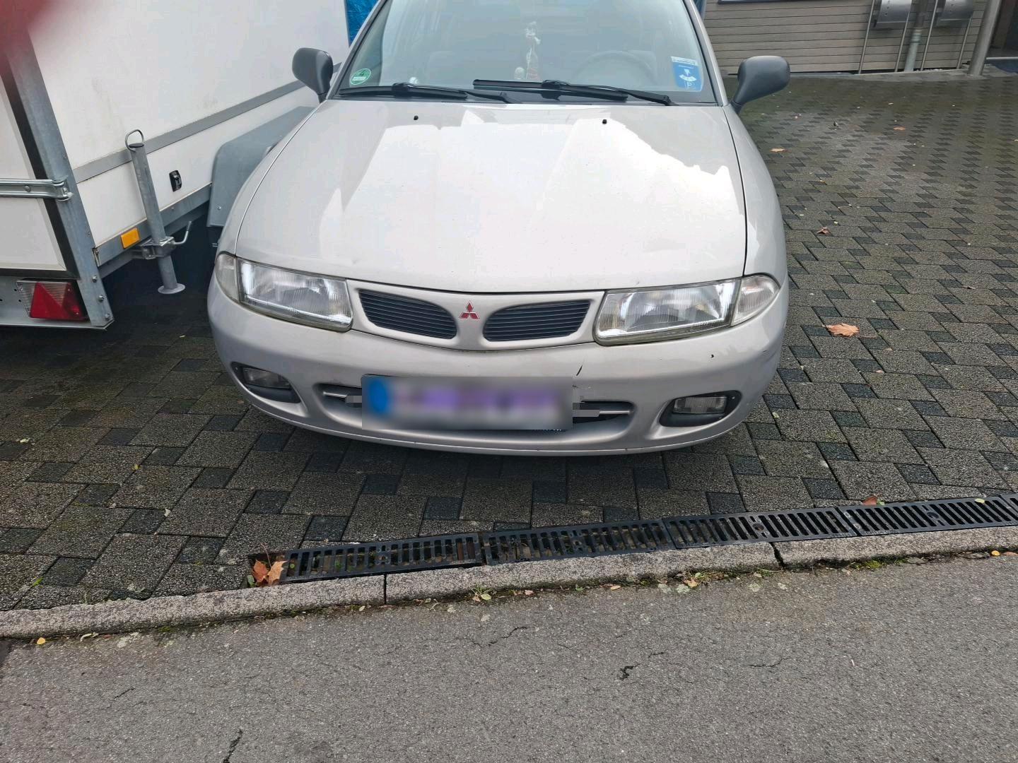 Mitsubishi Carisma