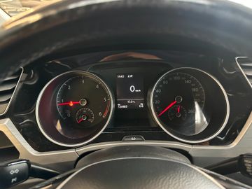 Volkswagen Touran*7-Sitzer*MASSAGE*ACC*AHK*NAV*STHZ*