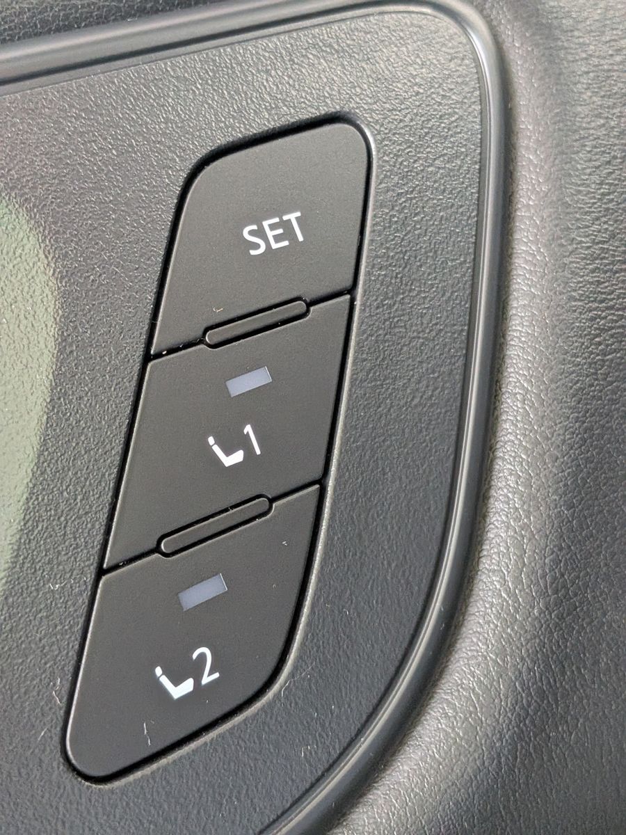 Fahrzeugabbildung Nissan X-Trail 1.5 e-Power N-Connecta ACC 360 Navi 12"