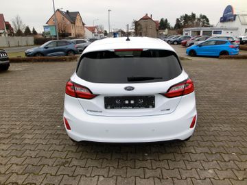 Fahrzeugabbildung Ford Fiesta Titanium *LED*Winterpaket*Parkpilot*