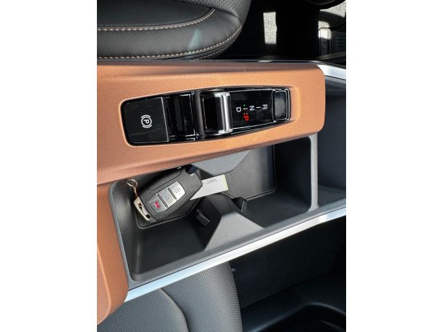 Fahrzeugabbildung KGM Torres 1.5 Nomad Automatic 18Zoll*SH*Navi