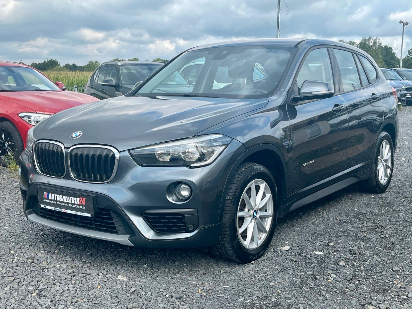 Fahrzeugabbildung BMW X1 sDrive18d Advantage Navi Tempomat SPORTSITZE