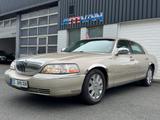 Lincoln Town Car Signature Limited LPG HU AU Frisch - Lincoln mit LPG-Antrieb