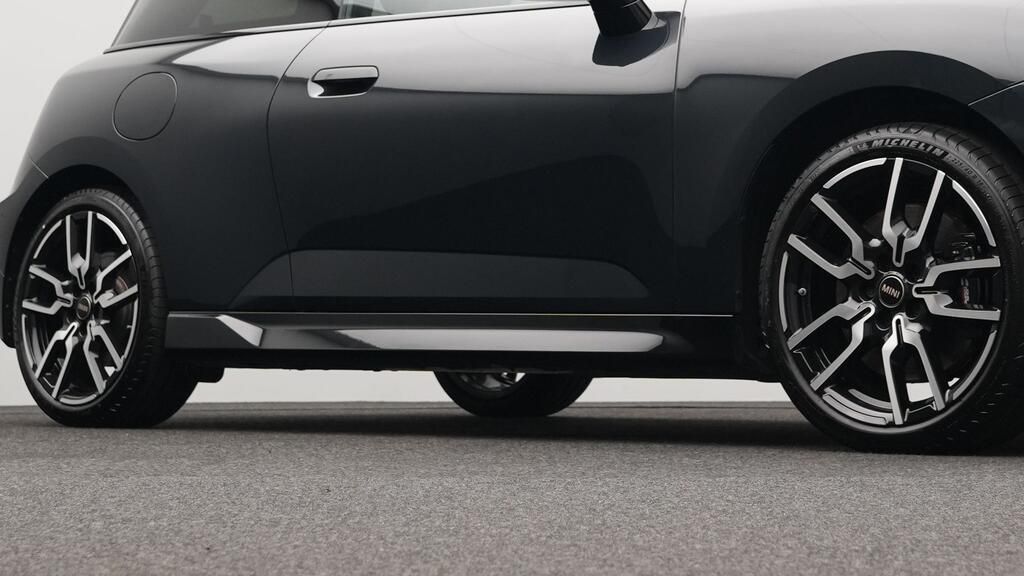 MINI Cooper SE - Bild 24