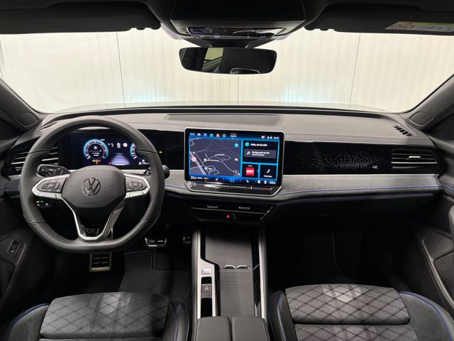 Passat Variant R-line 2.0 TDI DSG AHK RFK LED