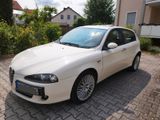 Alfa Romeo 147 1.6 16V TS AMICA AMICA - Alfa Romeo 147: Weiß
