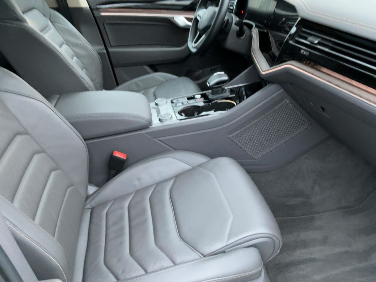 Volkswagen Touareg - Bild 12