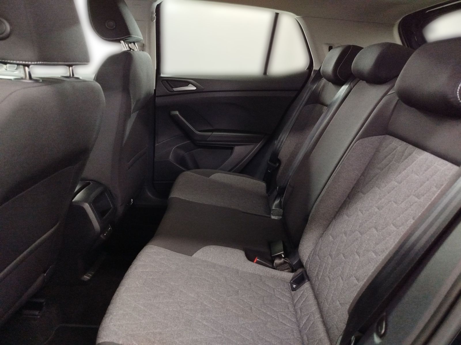 Volkswagen T-Cross - Bild 11