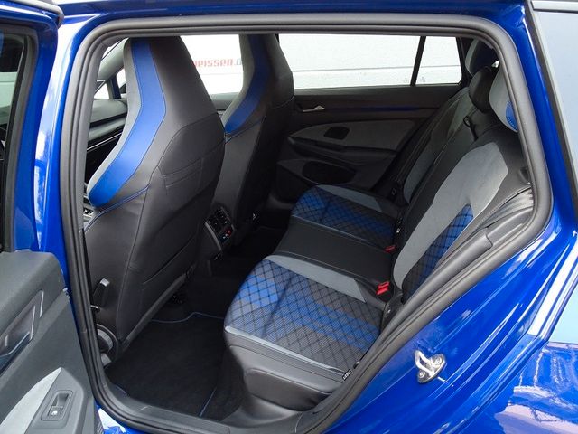 Golf Variant R "Black Style" 4Motion / DCC