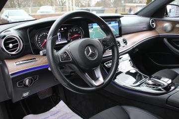 Mercedes E 200 - 12