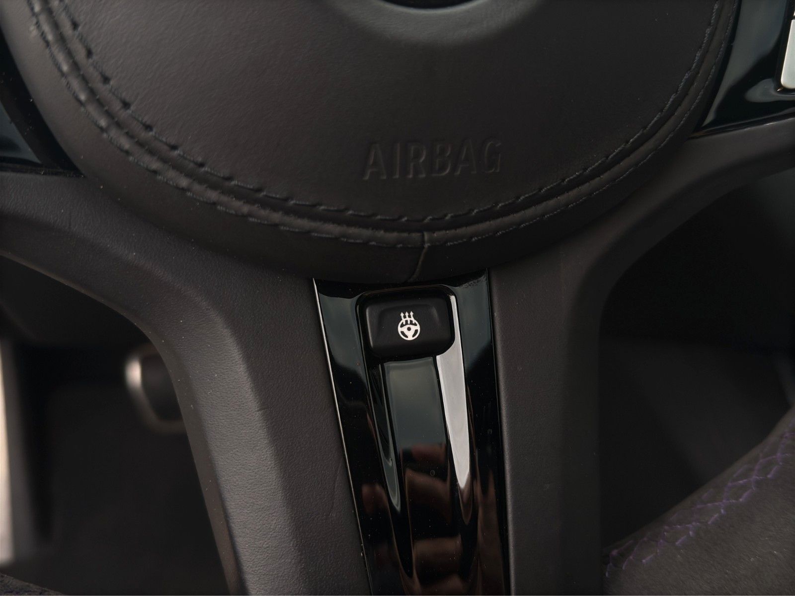 Fahrzeugabbildung BMW 750Li xDrive *M-Sport*H&K*Skylounge*HUD*Masssage