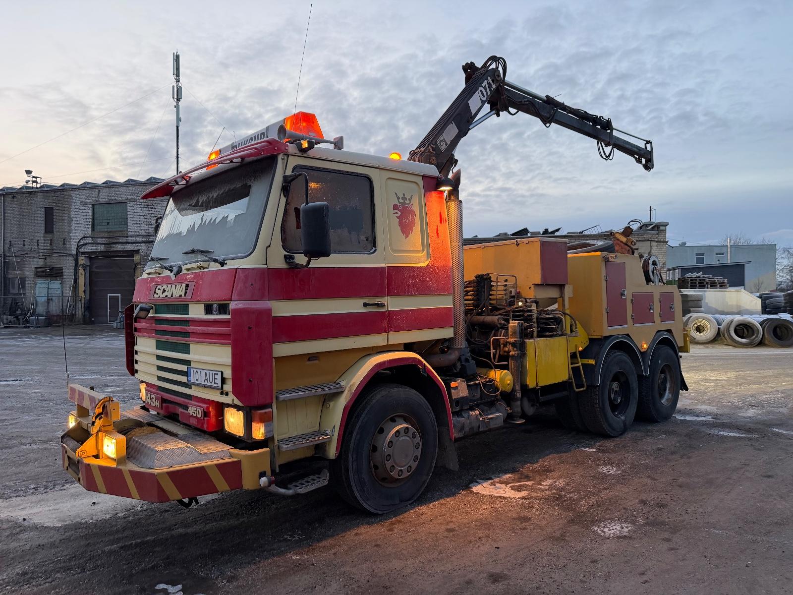 Scania 143 6x4 Towtruck