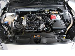 Fahrzeugabbildung Ford Focus Cool & Connect,8-Gang Automatic,Top