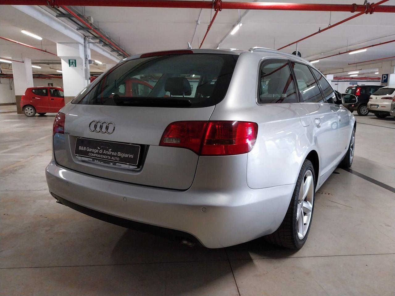 Audi Quattro 2005 — photo 12