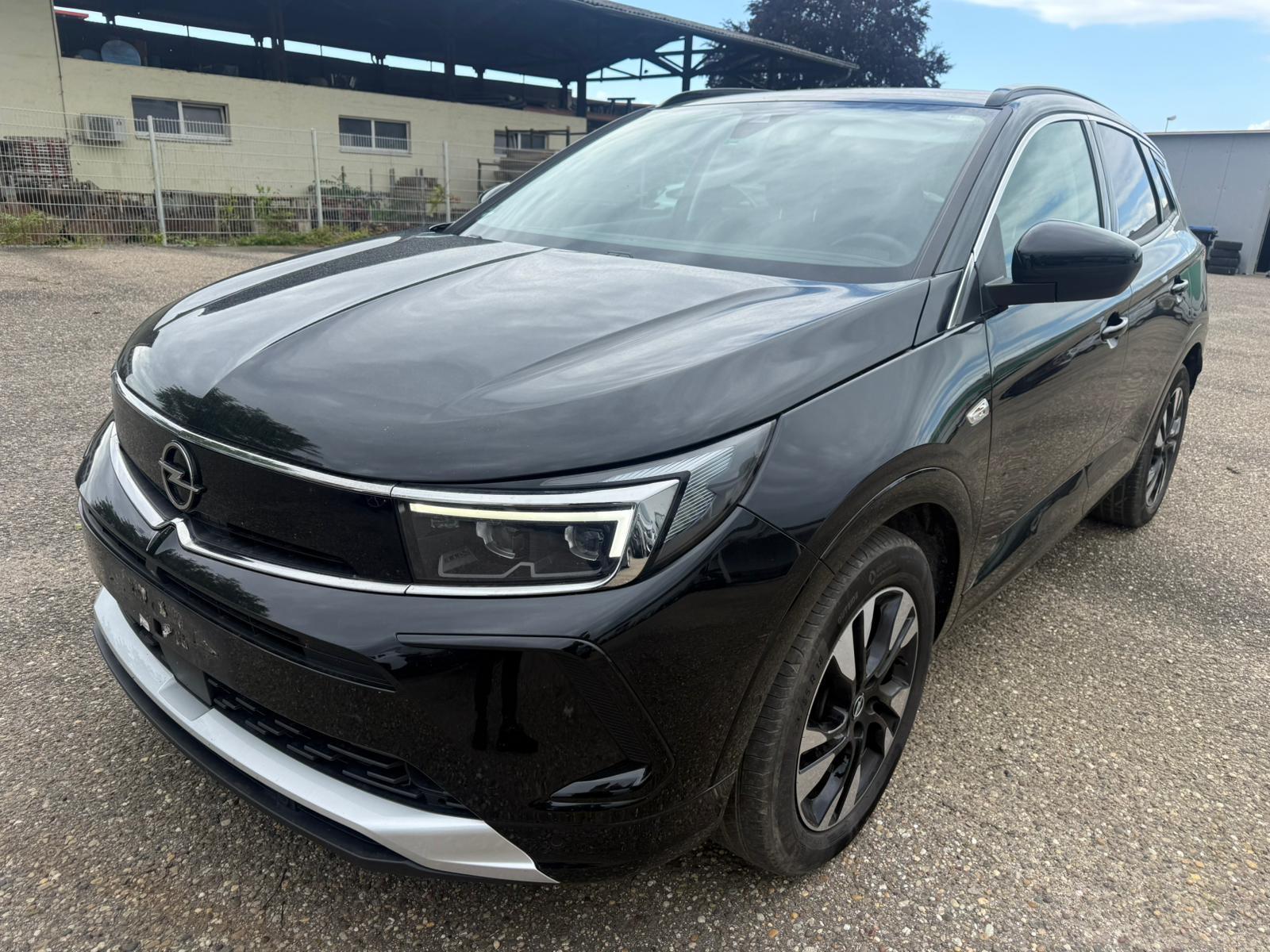 Opel Grandland 1.5D Aut/ULTIMATE/AHK/Matrix/12900nett