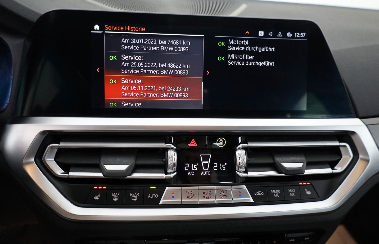 Fahrzeugabbildung BMW 318d Touring Sport Line,Leder,Navi,LED,HUD,AHK e
