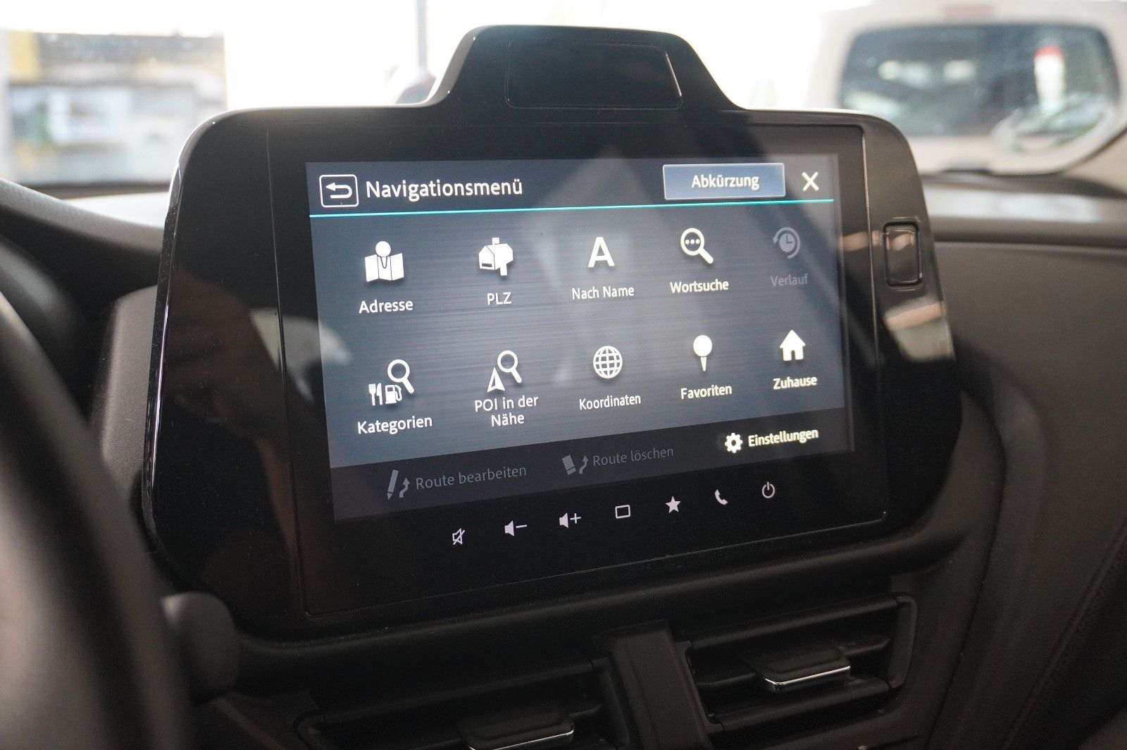Fahrzeugabbildung Suzuki (SX4) S-Cross 1.4 COMFORT NAVI/LED/KAMERA/SH/DAB