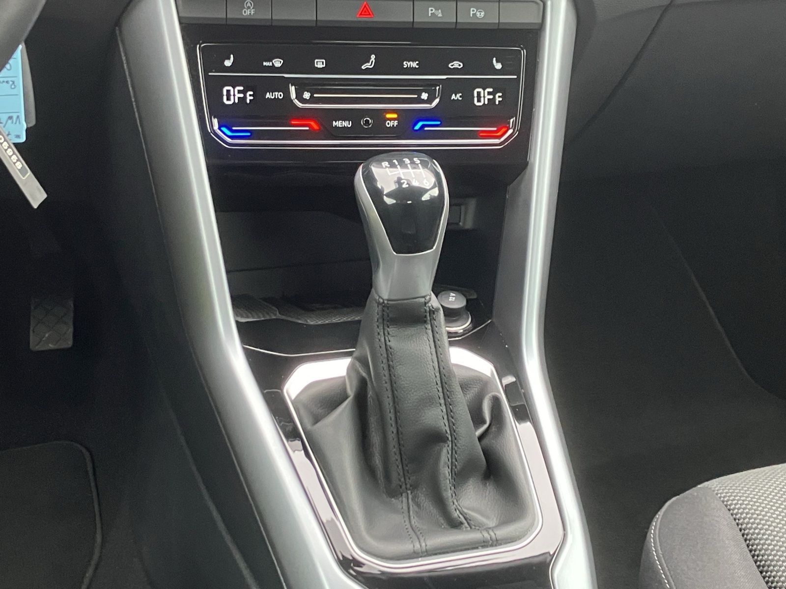 Volkswagen T-Roc - Bild 7