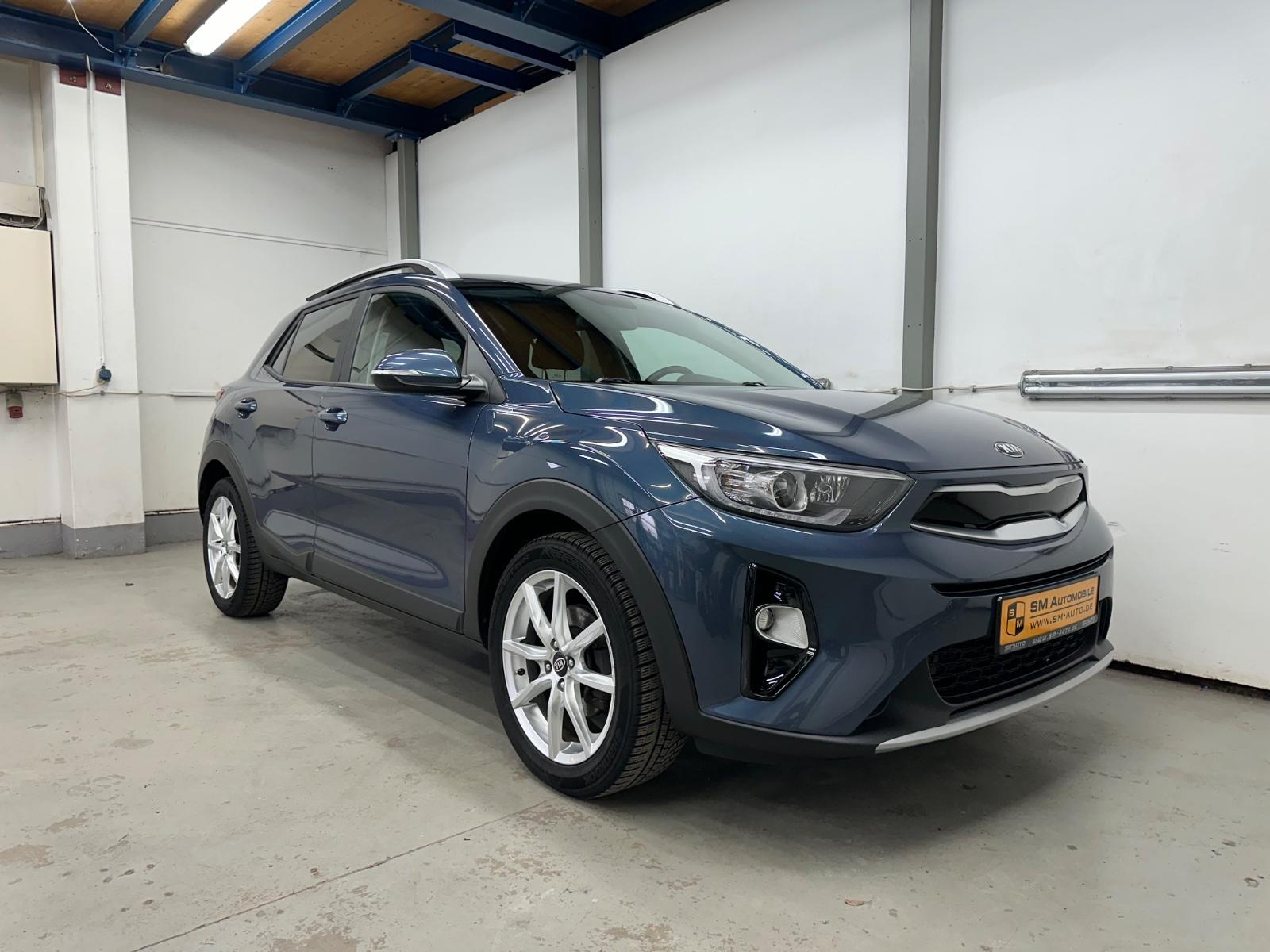 Kia Stonic 1.0 T-GDI Dream-Team Edition 1.HAND