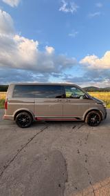 Volkswagen T6.1 4Motion 2 Schiebetüren Stdh. VC AHK GARANTI - 7-Sitzer Vans mit Schiebetüren